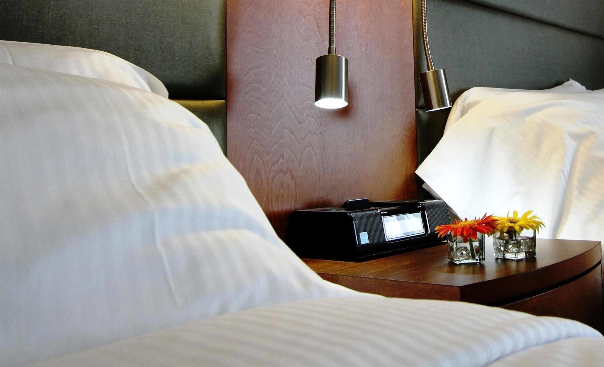 Best Western Premier Hotel Aristocrate Quebec City Ruang foto