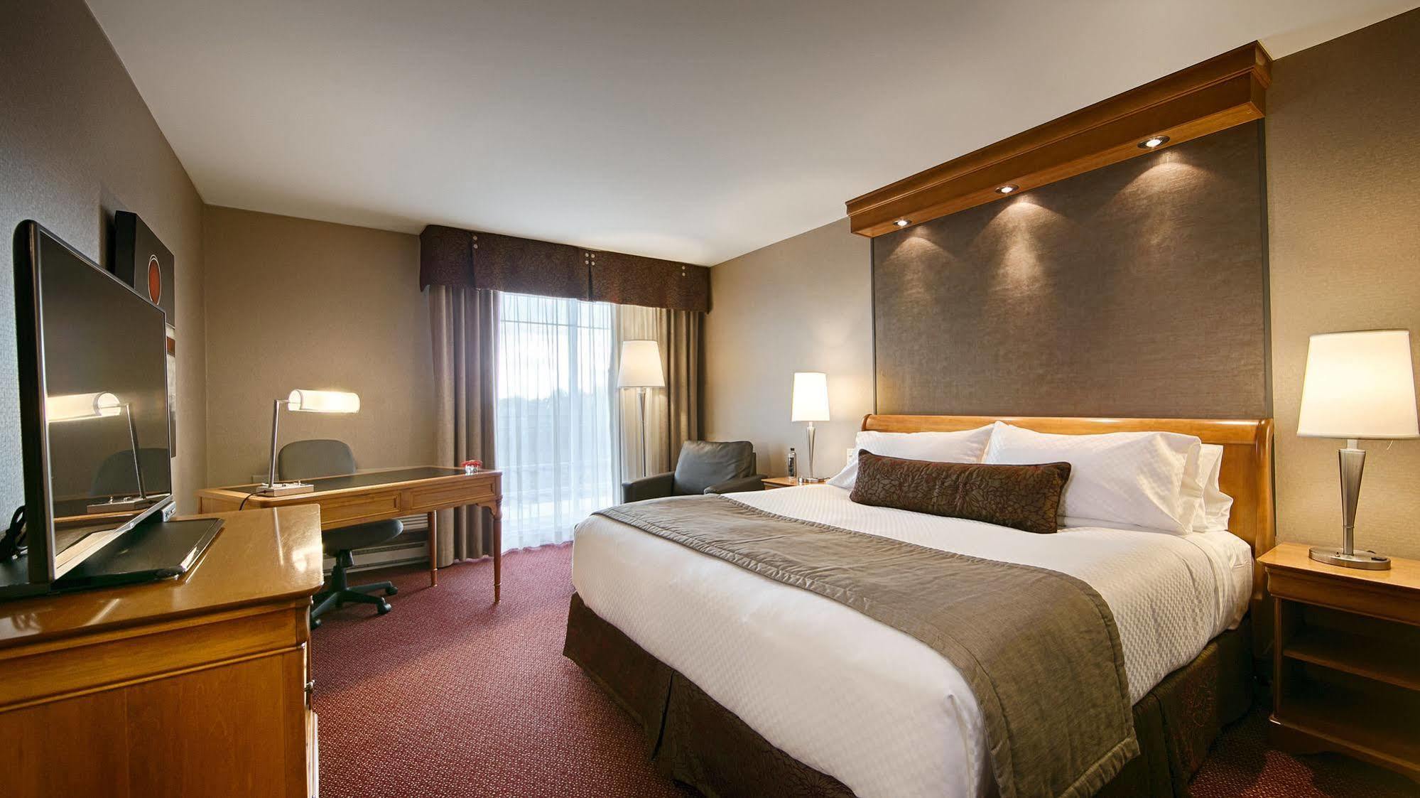 Best Western Premier Hotel Aristocrate Quebec City Bagian luar foto